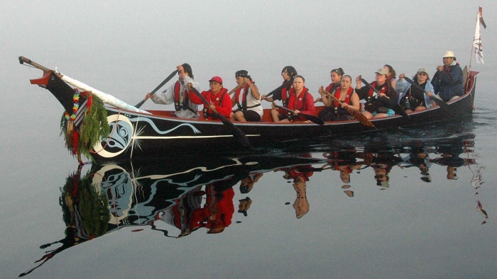 Resized_Makah-Nation-Canoe.jpg